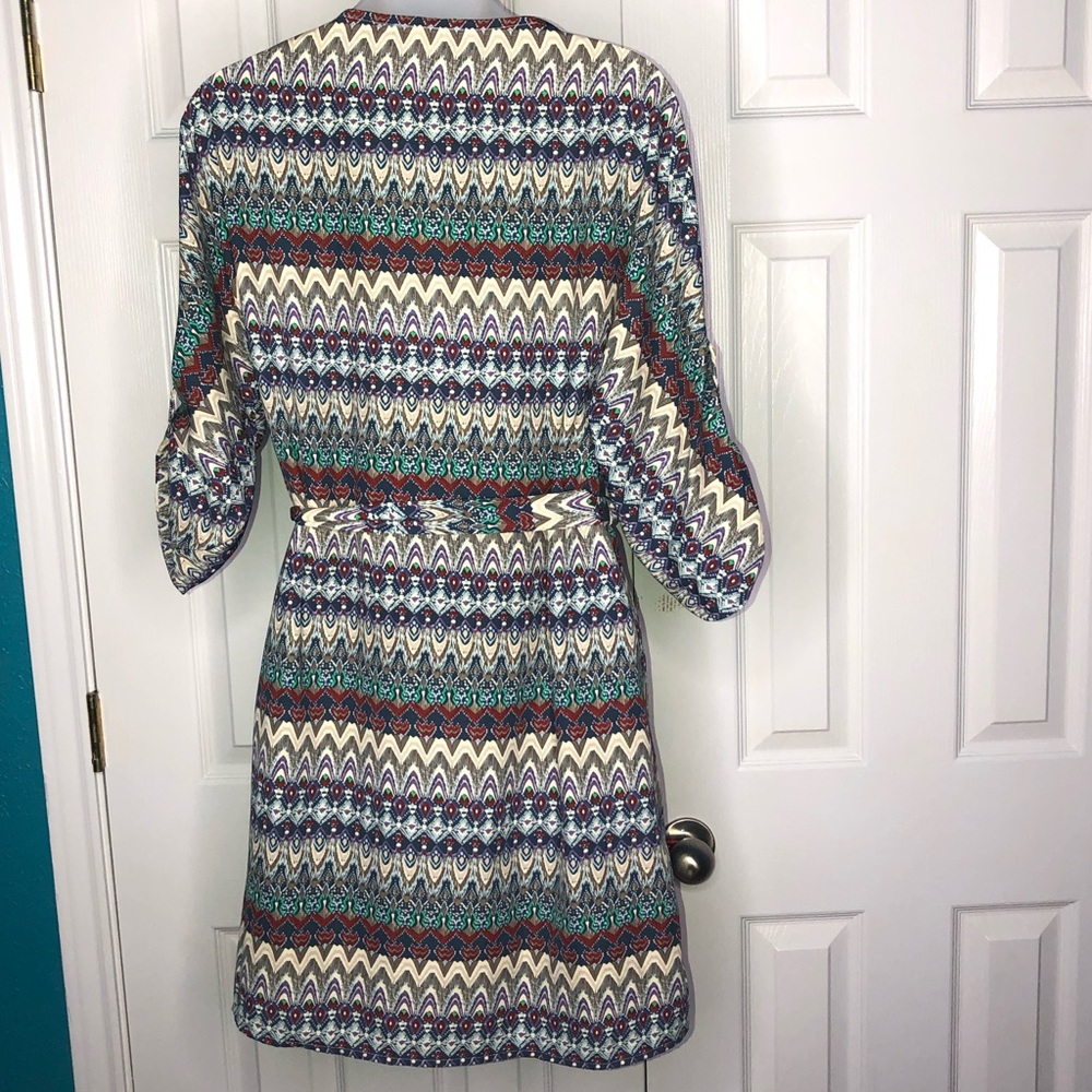 Freeway Patterned Shift Dress - Picture 2 of 2